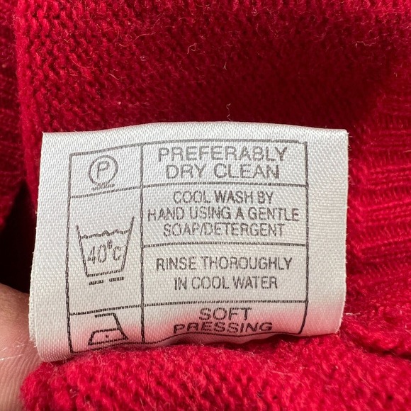 Pringle of Scotland Red‎ Sweater 100%  US Large 40 Super Fine Wool V-Neck Red - Picture 6 of 12
